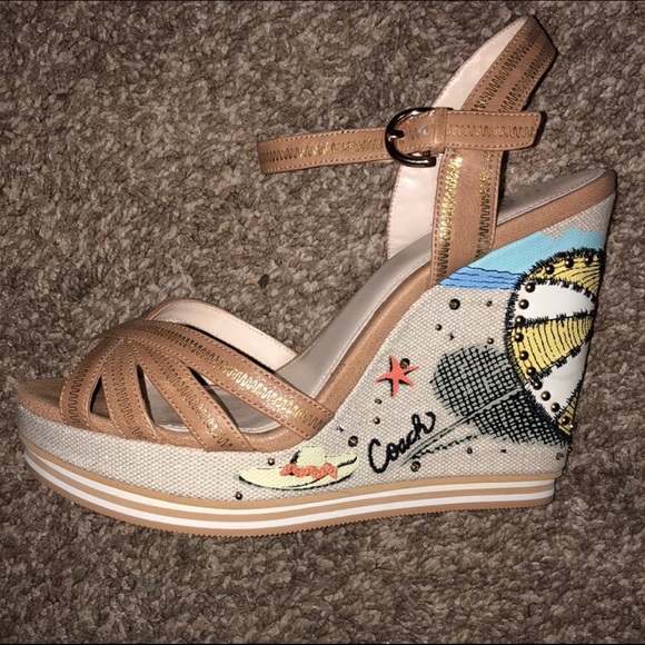 COACH Tan “Beach Scene” Wedge Sandals-9.5 - Picture 3 of 14